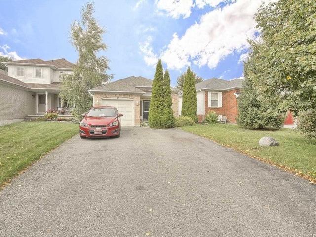 43 Moir Cres