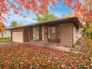 11 Redwood Crct