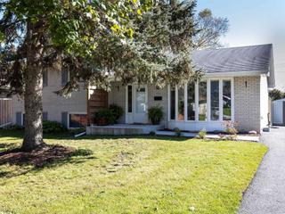 63 Ottaway Ave