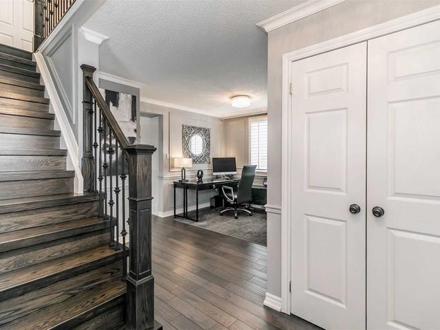 5 Claire Dr