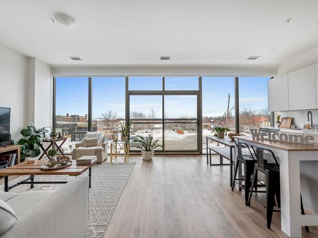 214 - 21 Matchedash St S