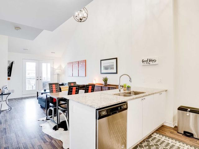 303 - 5 Anchorage Cres