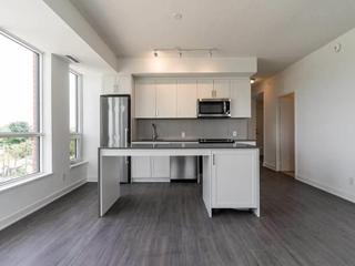 323 - 681 Yonge St
