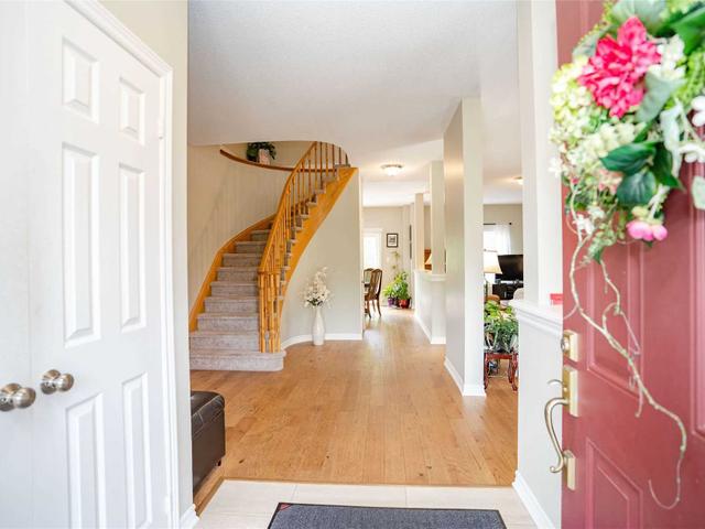 50 Pinecliff Cres