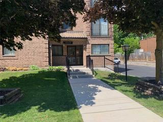 205 - 1047 Mississaga St W
