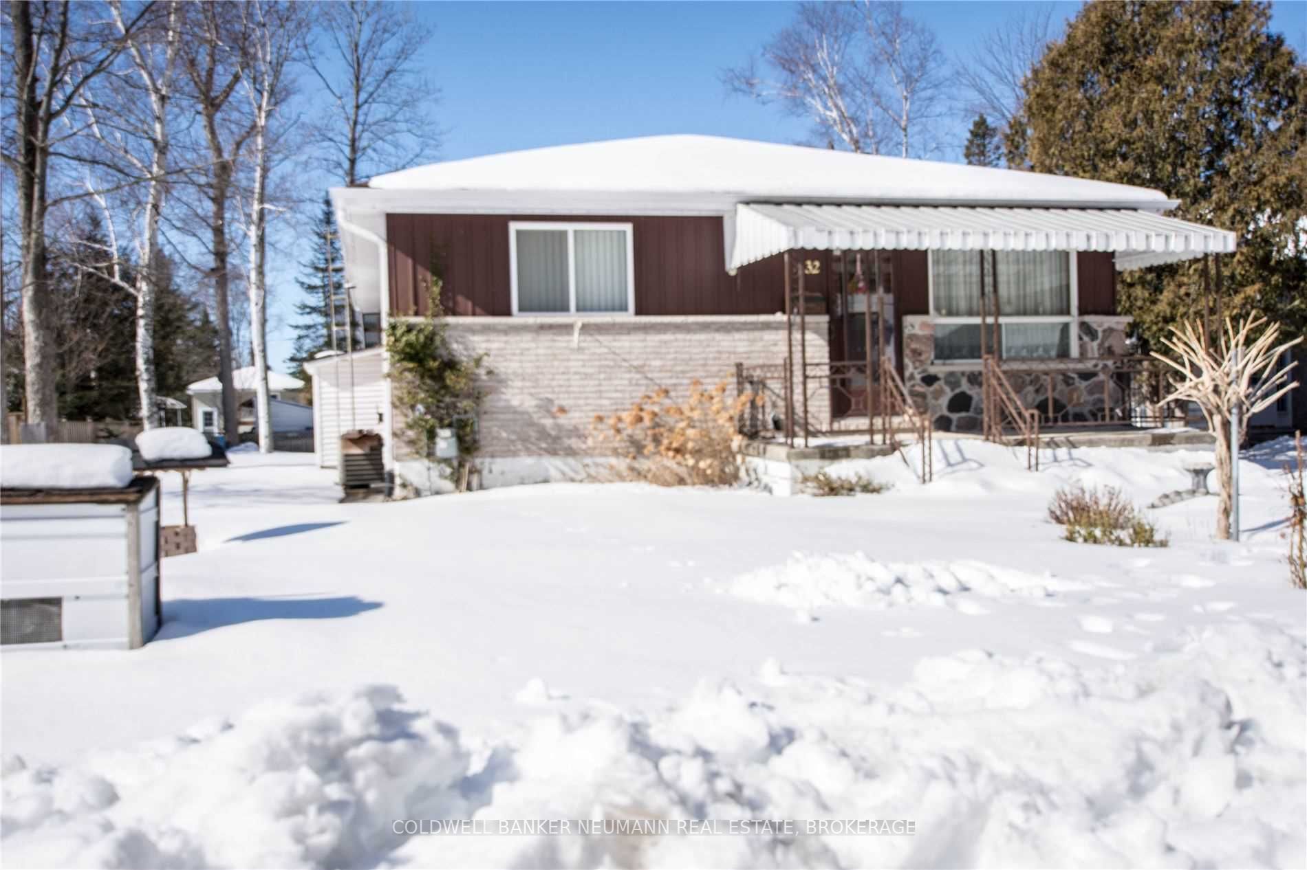 32 57th St S, Wasaga Beach For Sale 699,900 Property.ca