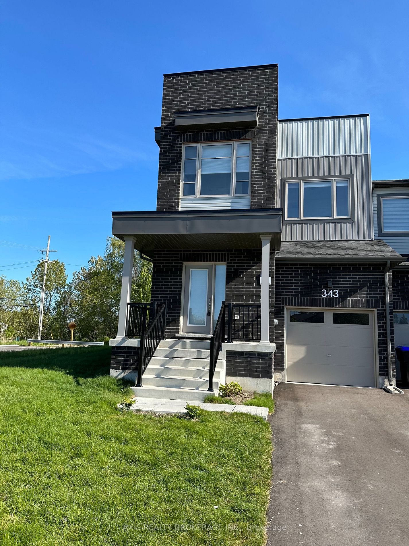 343 Atkinson St, Stayner For Rent 2,600 Condos.ca