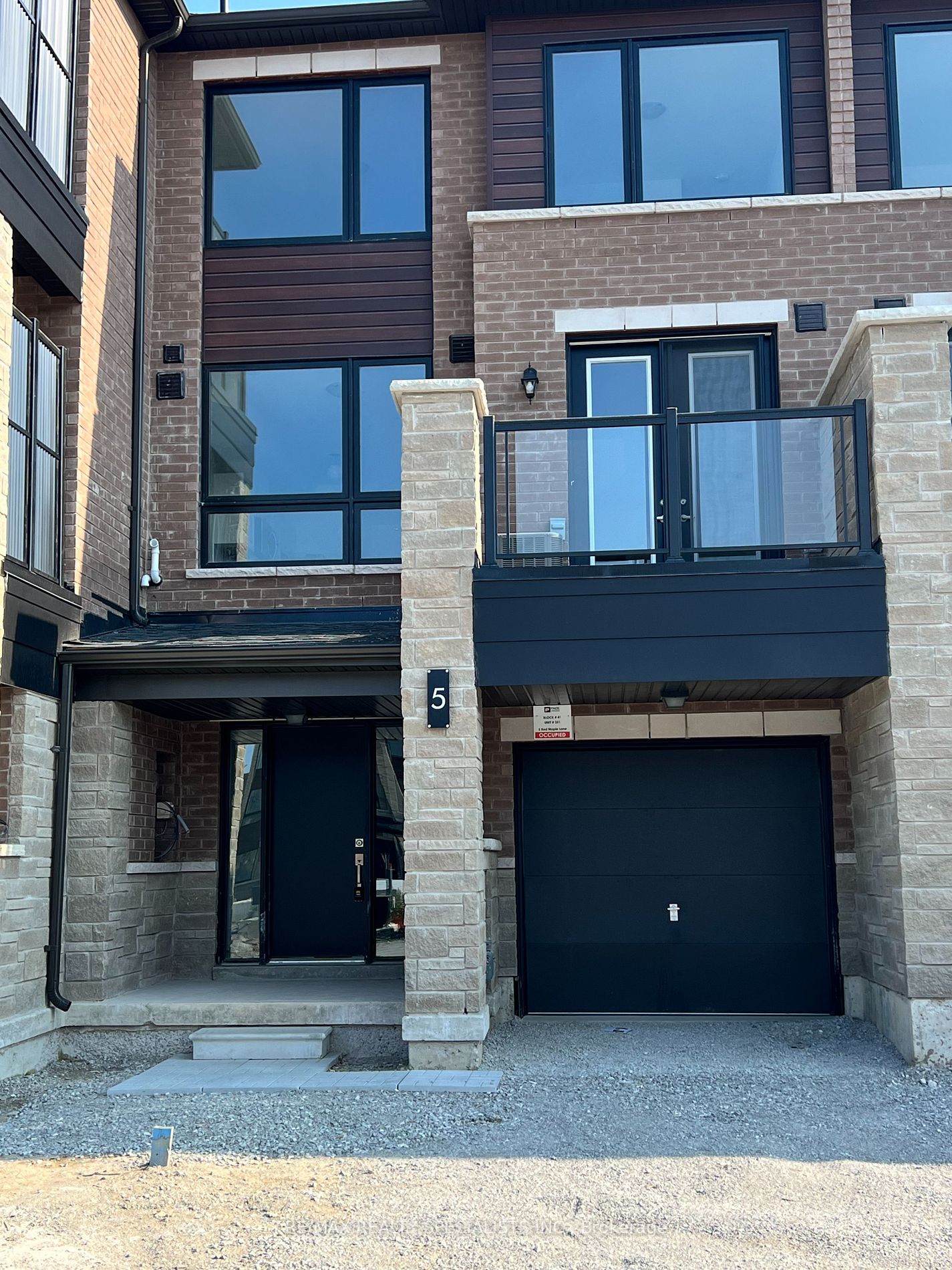 5 Red Maple Lane, Barrie Leased, S6631222 Condos.ca