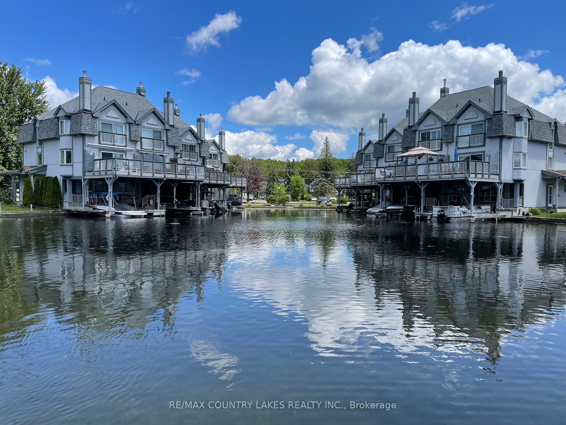 6 30 Laguna Pkwy, Brechin For Sale 675,000 Condos.ca