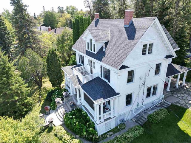 620 LAKESHORE Rd