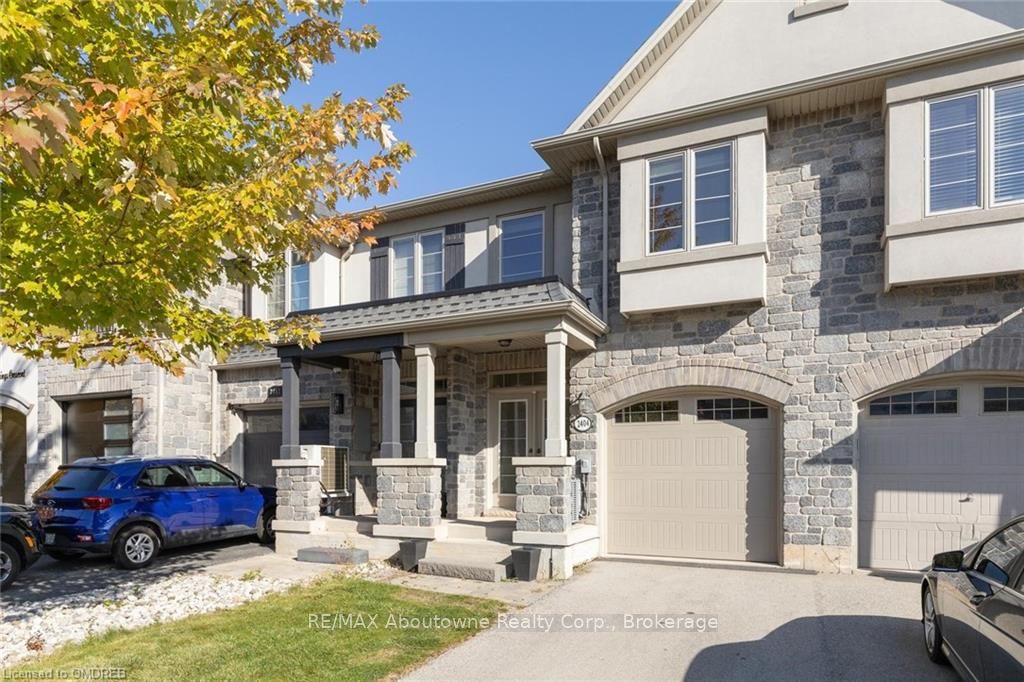2404 WHISTLING SPRINGS Cres, Oakville For Sale 989,000 Condos.ca