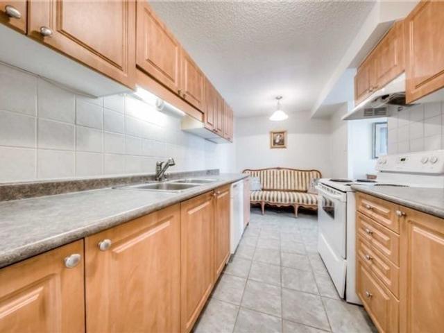 706 - 2900 Battleford Rd