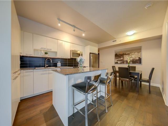 2802 - 5 Valhalla Inn Rd