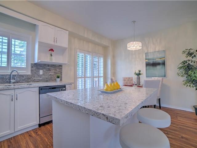 6943 Haines Artist Way