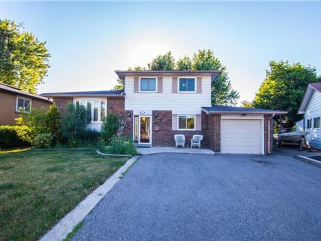 41 Edgebrook Cres