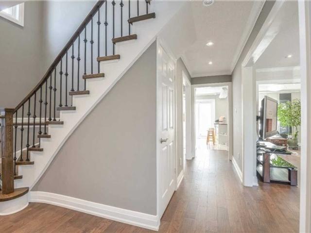158 Hanson Rd