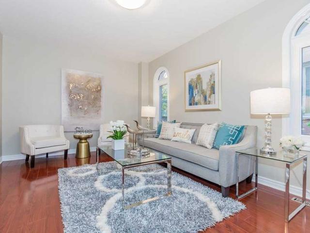 5646 Bell Harbour Dr