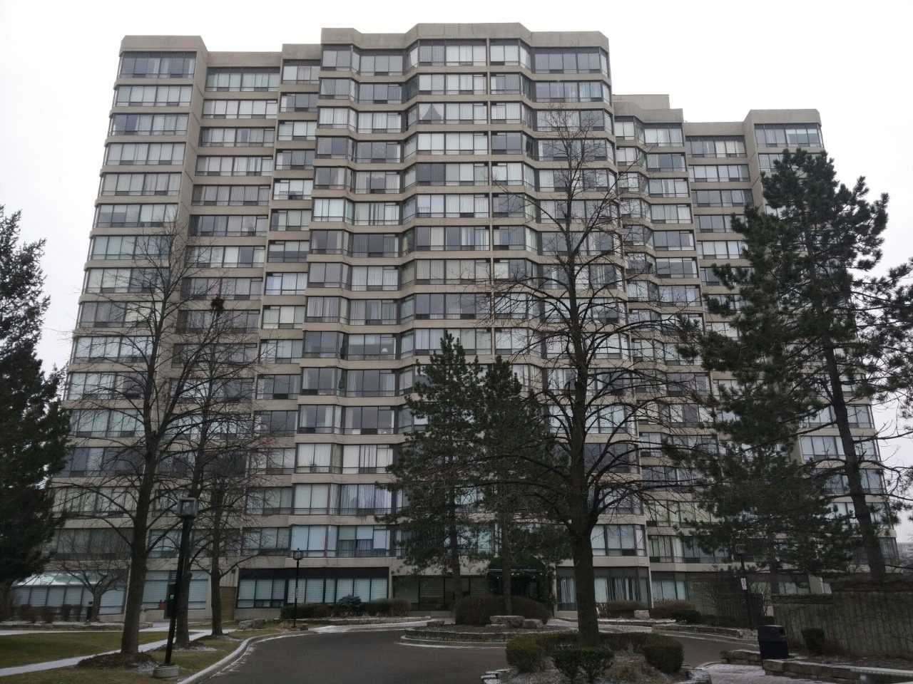 509 - 26 Hanover Rd, Brampton | Terminated, W4321702 | Condos.ca