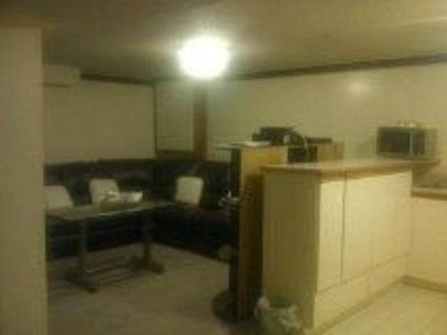 Lower - 1482 Stillriver Cres