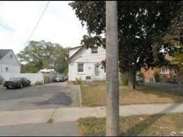 110 Denison Ave