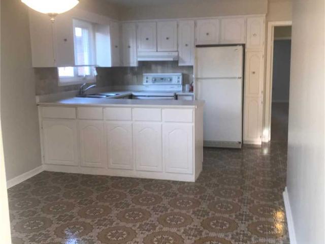 Upper - 4105 Clevedon Dr