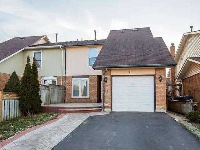 8 Hinchley Wood Grve