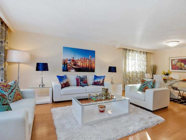 444 Renforth Dr