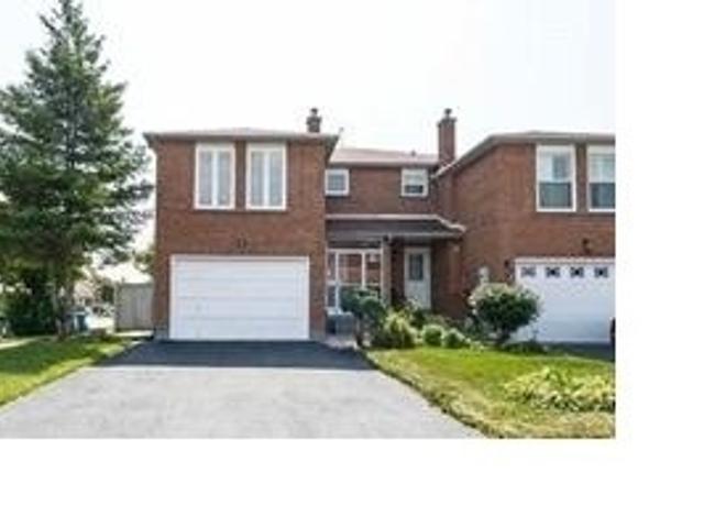 2 Cutters Cres