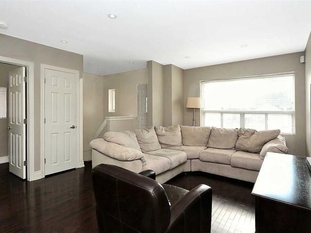 24 Rose Valley Cres