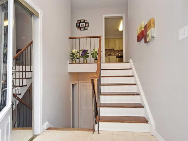 6030 Featherhead Cres