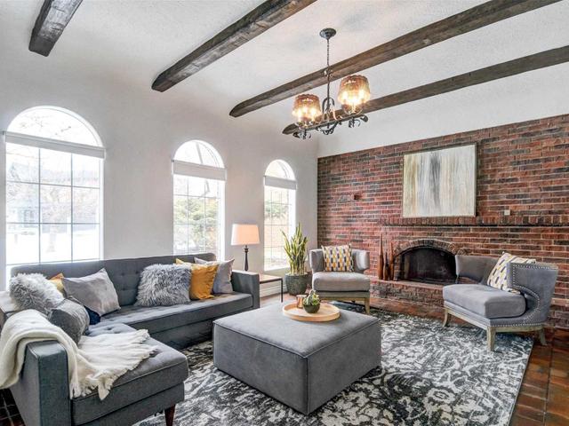 32 Neilor Cres