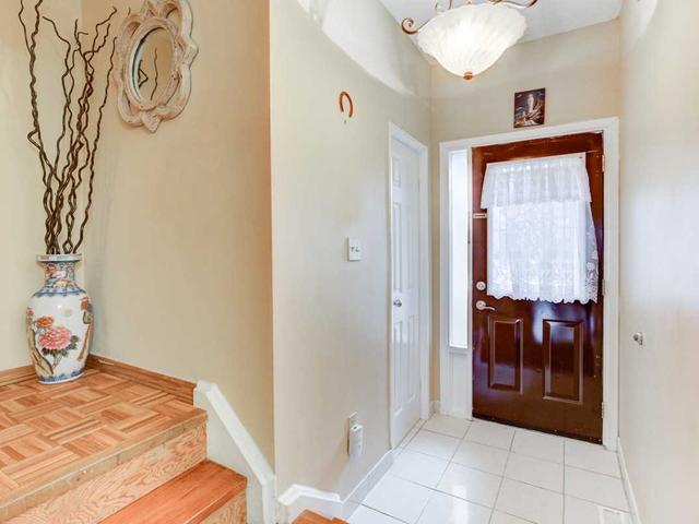 32 - 485 Meadows Blvd
