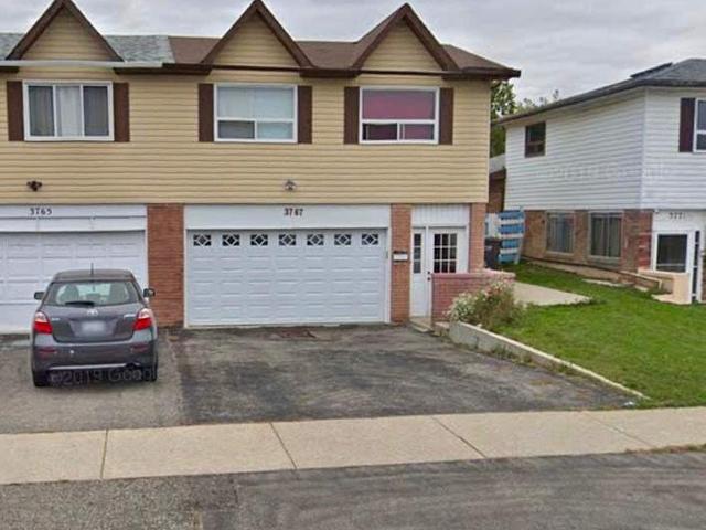 3767 Keenan Cres