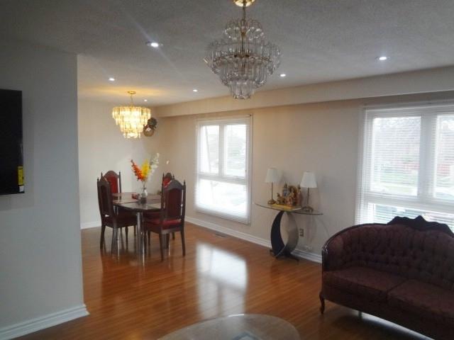 3929 Brandon Gate Dr