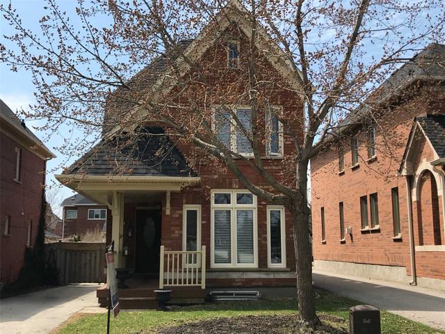 2624 Devonsley Cres