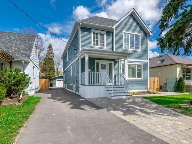 8 Putney Rd