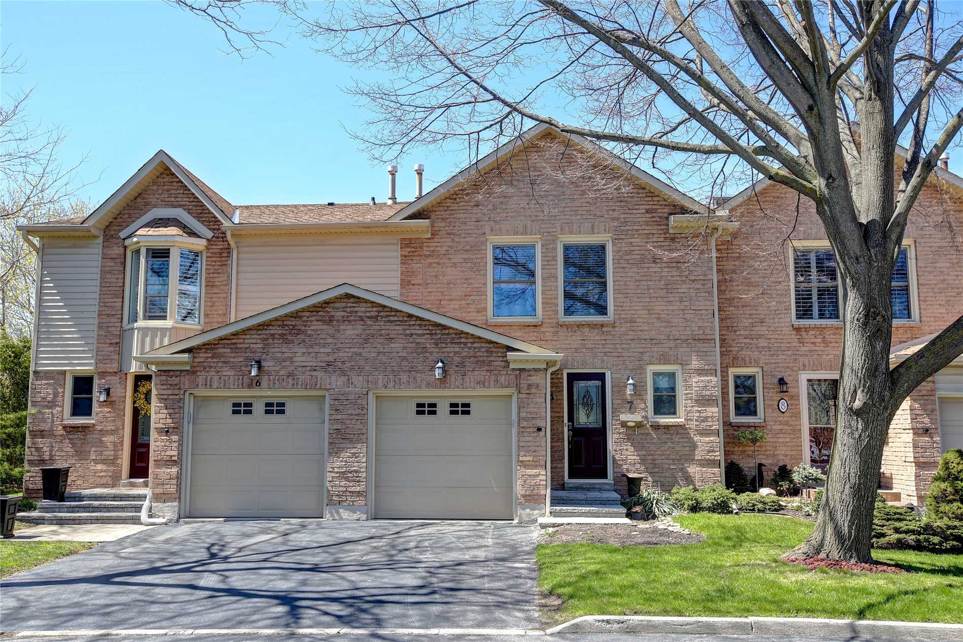 7 5411 Lakeshore Rd, Burlington Sold, W4453334 Condos.ca