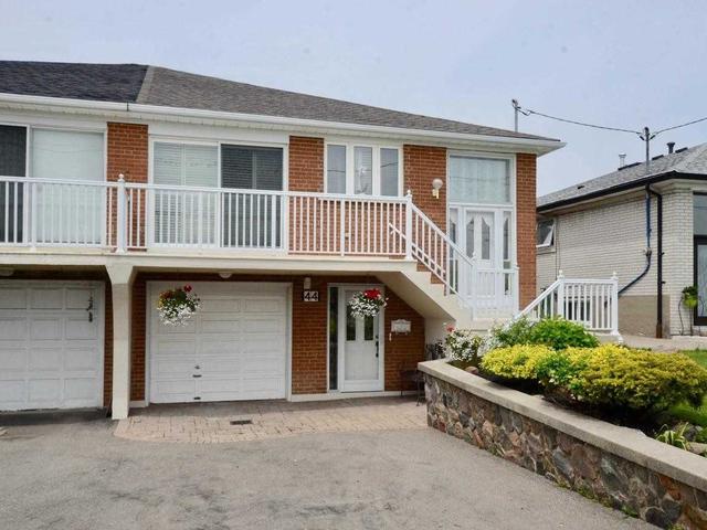 44 Arleta Ave
