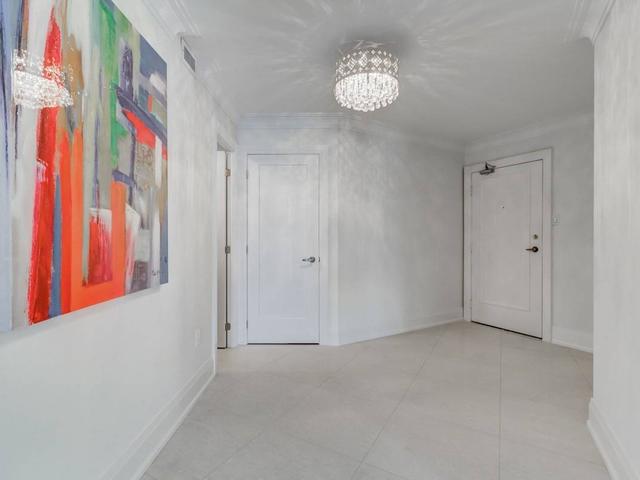 306 - 2010 Islington Ave