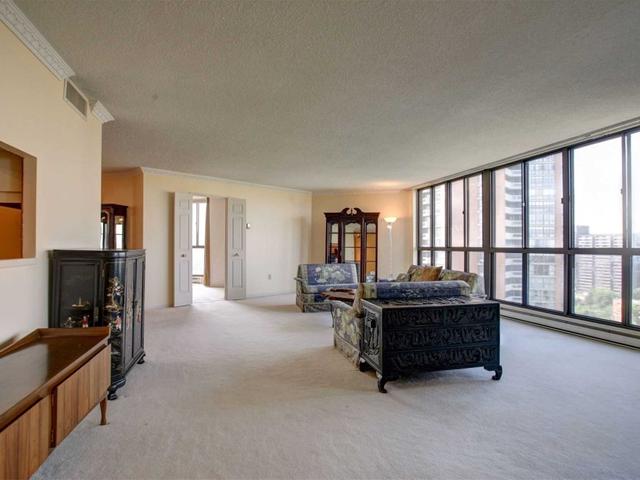 1601 - 2010 Islington Ave