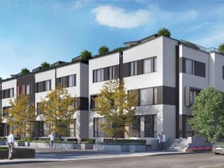 TH45 - 1808 St Clair Ave W