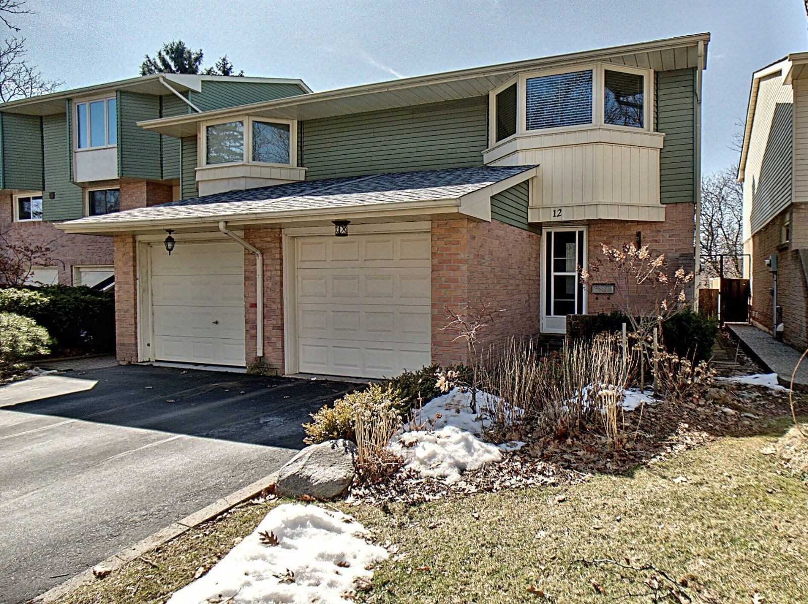 12 1135 Mccraney St E, Oakville Sold, W4713434 Condos.ca