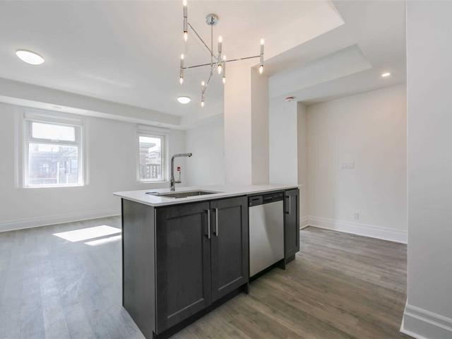 2A - 1 Lansdowne Ave