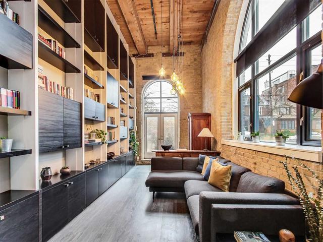 116 - 363 Sorauren Ave