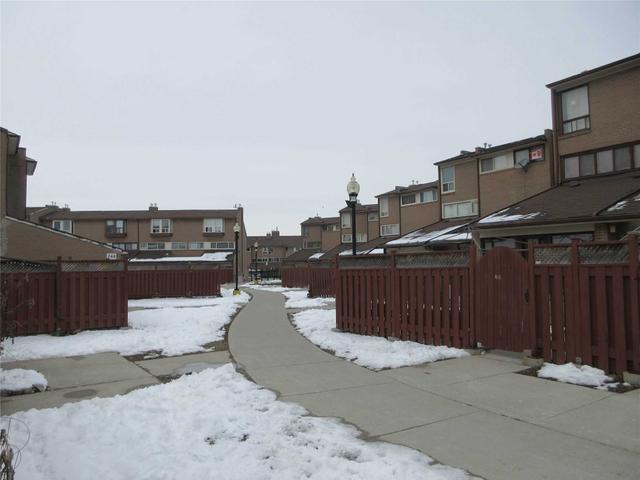 118 - 256 John Garland Blvd