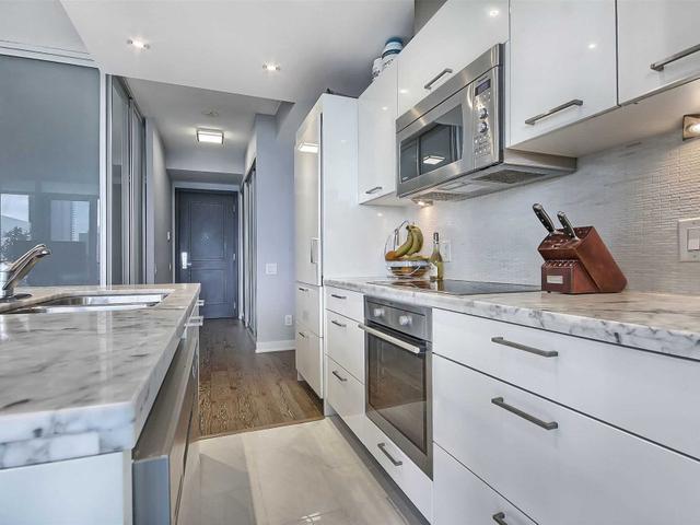 1110 - 90 Park Lawn Rd