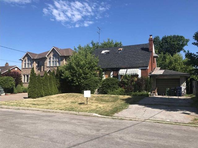 6 Creston Rd