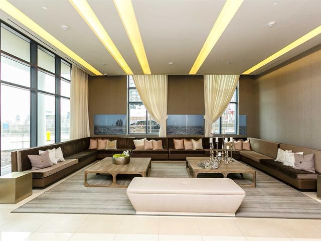 303 - 60 Annie Craig Dr