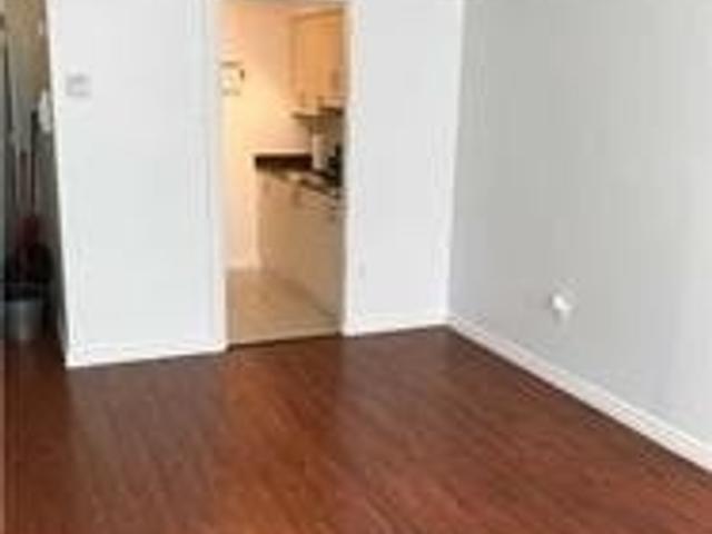 1010 - 100 Lotherton Ptwy