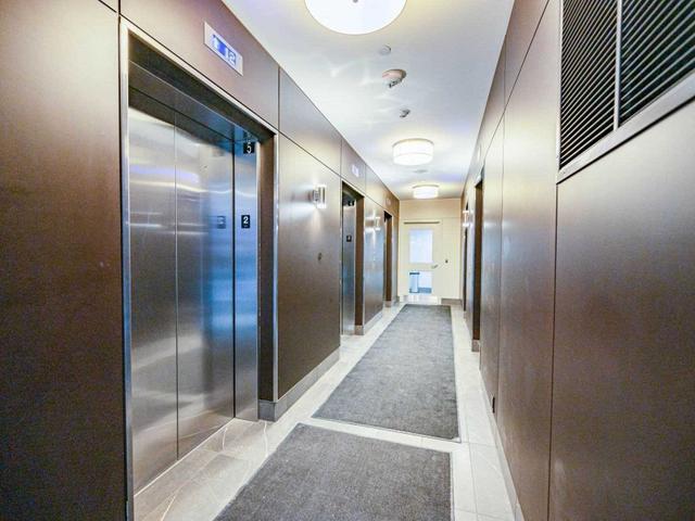 401 - 10 Park Lawn Rd